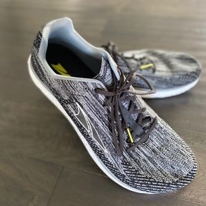 Altra Escalante Size 2.0 Men's Size 15